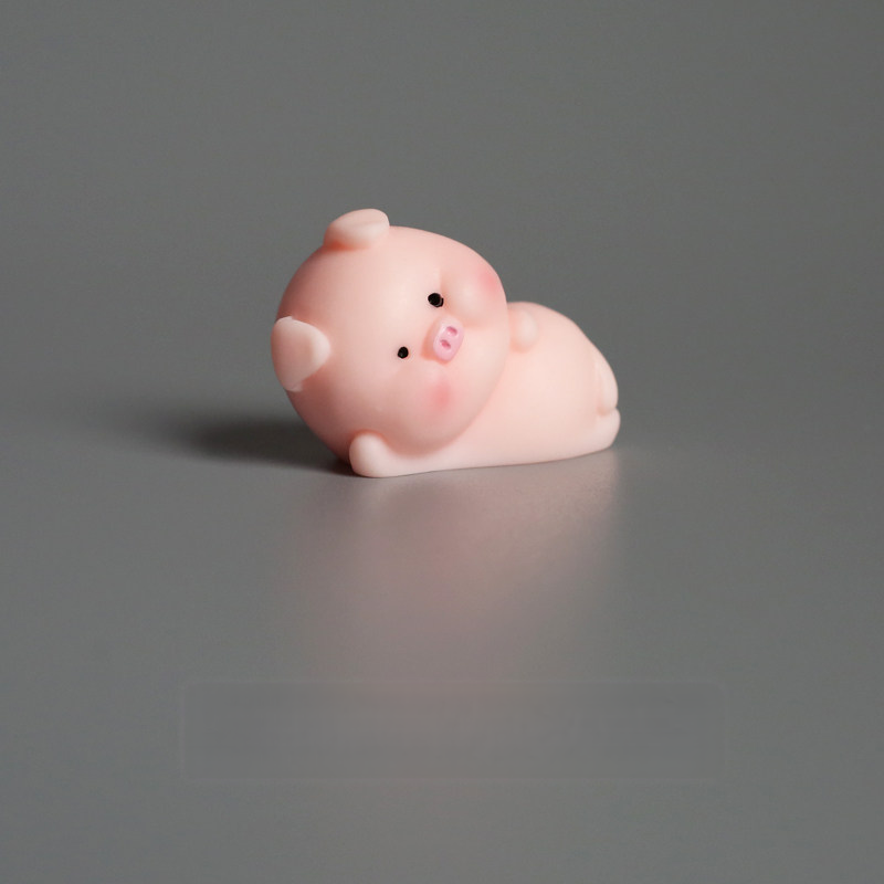 Resin Side-Lying Pig